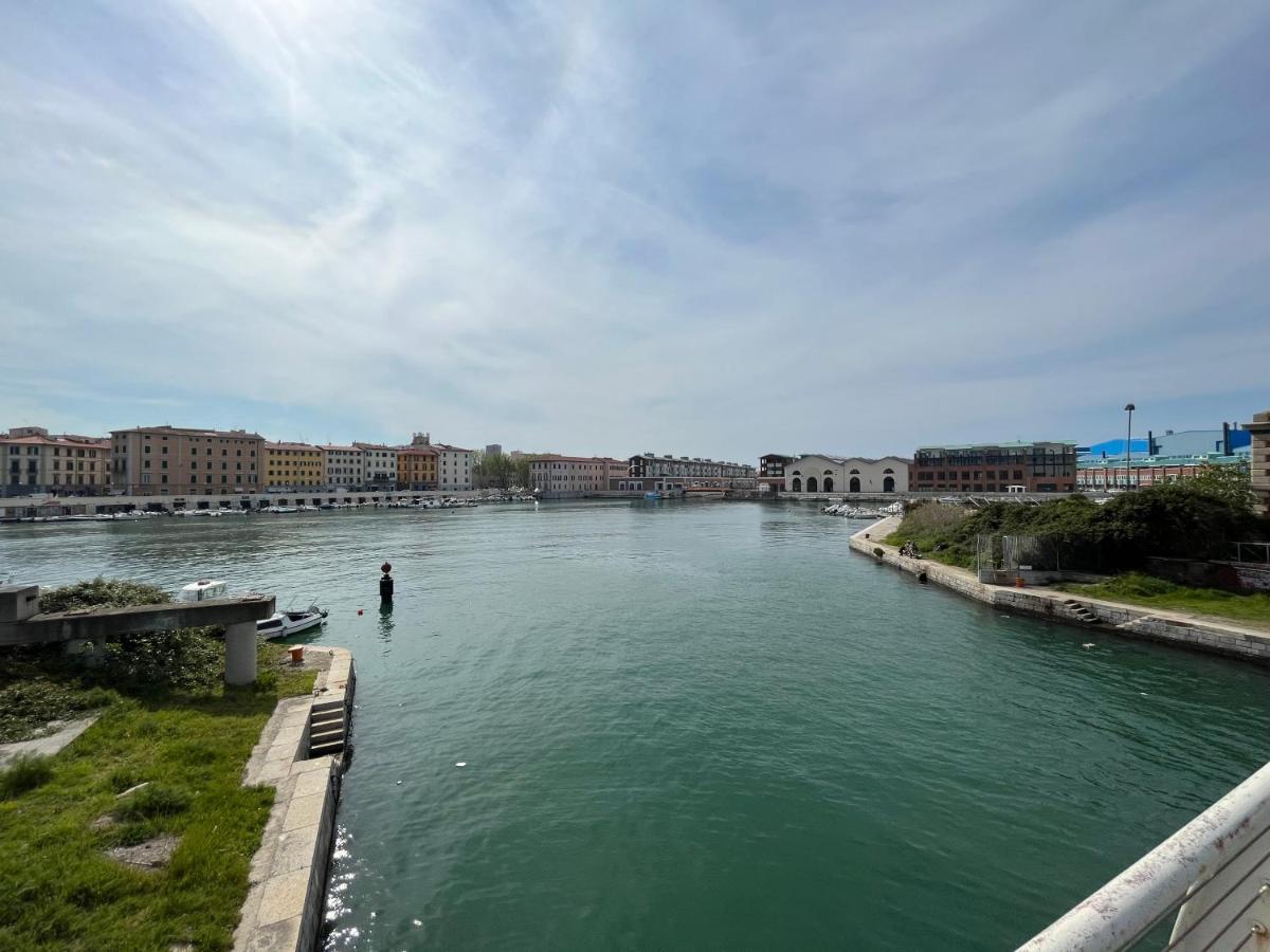 Kasia Porta Sul Mare Di Livorno Free Parking Exterior photo